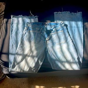 BRAND:Almost Famous, Color: Washed Blue,Style:Lowrise and flared